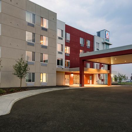 Motel 6 Airdrie Buitenkant foto