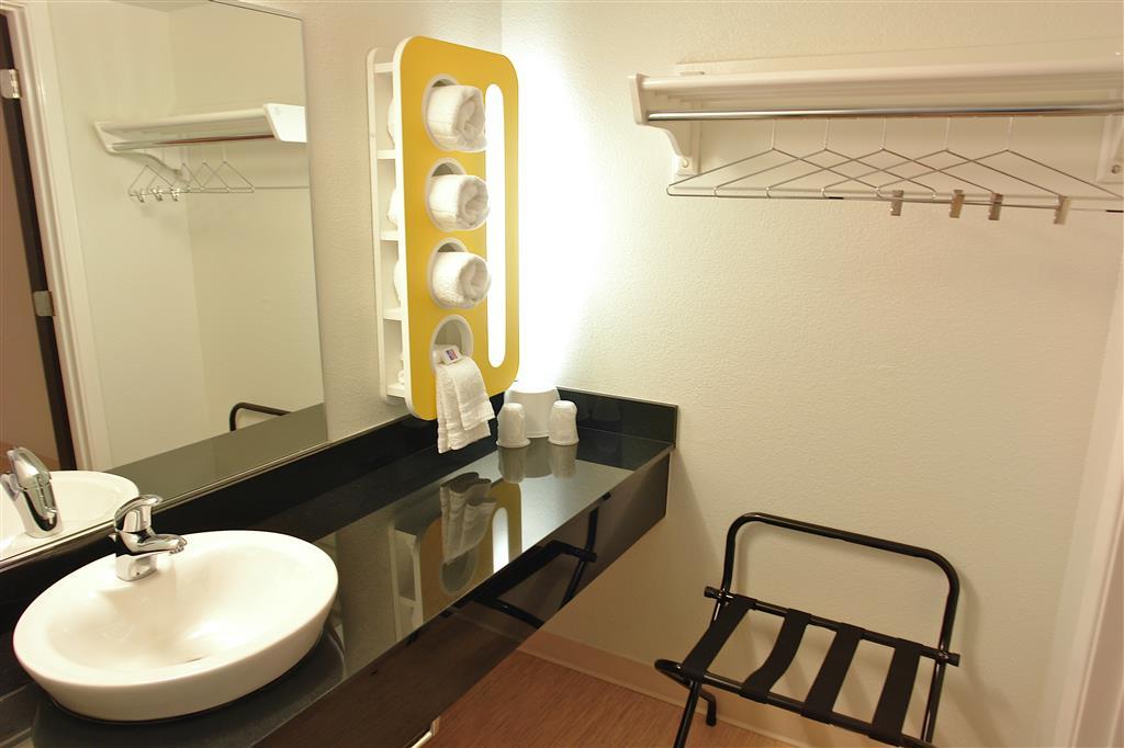 Motel 6 Airdrie Kamer foto